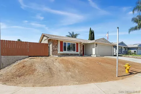 10217 Pinewood Vw, Santee, CA 92071 photo 2