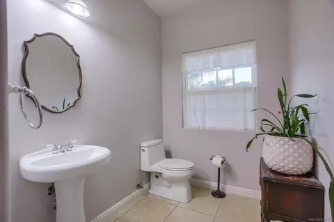 Bath - 15005 Moonglow Dr, Ramona, CA 92065 photo 8 of 8