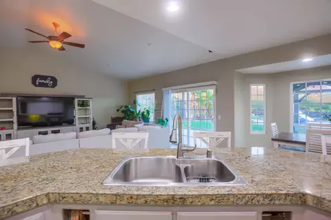 Kitchen - 15005 Moonglow Dr, Ramona, CA 92065 photo 5 of 6