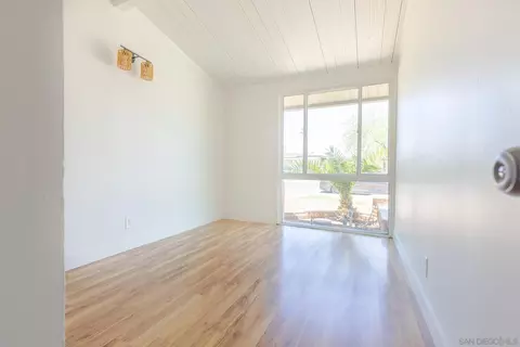 Living - 1587 Vine, El Centro, CA 92243 photo 9 of 10
