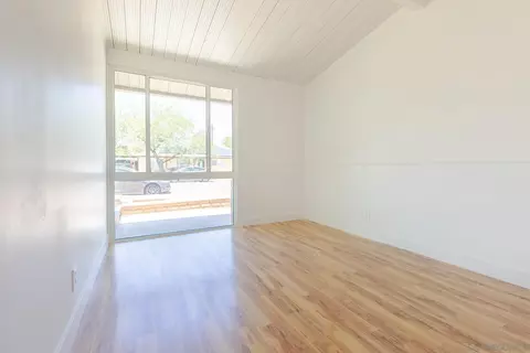 Living - 1587 Vine, El Centro, CA 92243 photo 10 of 10