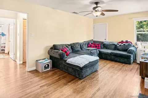 4062 Charles St, La Mesa, CA 91941 photo 6
