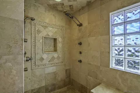 Bath - 14897 Presilla Dr, Jamul, CA 91935 photo 4 of 8