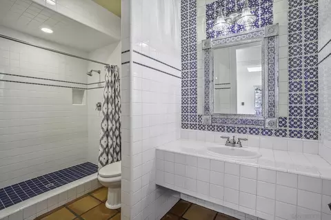 Bath - 14897 Presilla Dr, Jamul, CA 91935 photo 6 of 8