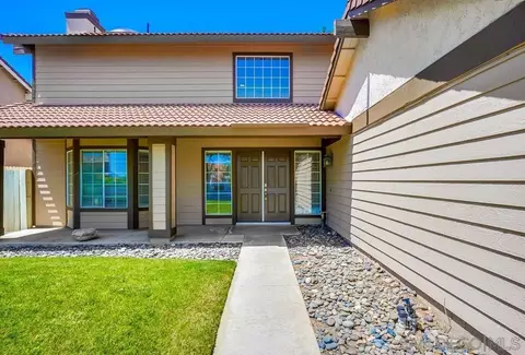 30730 Sky Terrace Dr, Temecula, CA 92592 photo 2