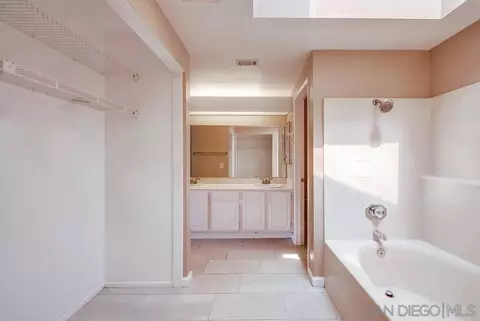 30730 Sky Terrace Dr, Temecula, CA 92592 photo 17