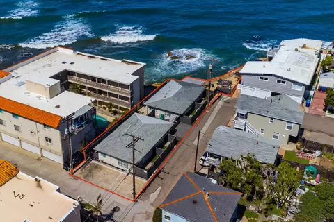 1466-72 Pescadero Dr, San Diego, CA 92107