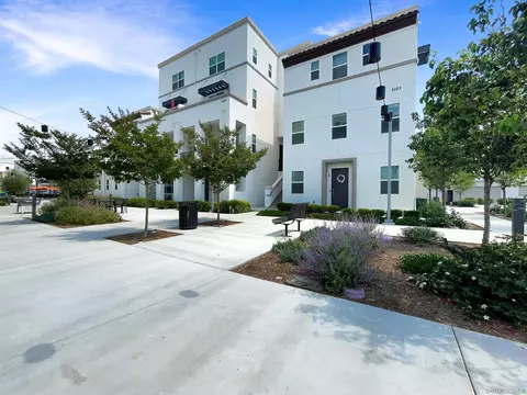 2023 Luzon Ln #6, Chula Vista, CA 91915