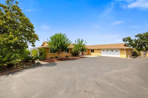12360 Single Oak Pl, Lakeside, CA 92040