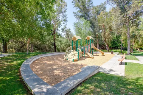 2396 Fallbrook Pl, Escondido, CA 92027 photo 44