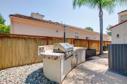 2396 Fallbrook Pl, Escondido, CA 92027 photo 35