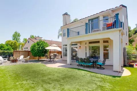 2396 Fallbrook Pl, Escondido, CA 92027