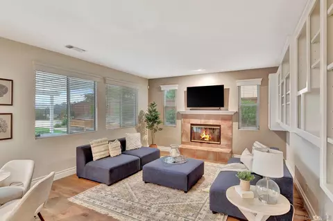 Living - 2329 Masters Rd, Carlsbad, CA 92008 photo 4 of 4