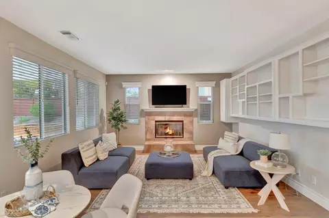 Living - 2329 Masters Rd, Carlsbad, CA 92008 photo 3 of 4