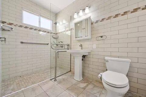 1363 Corte Alveo, Oceanside, CA 92057 photo 49