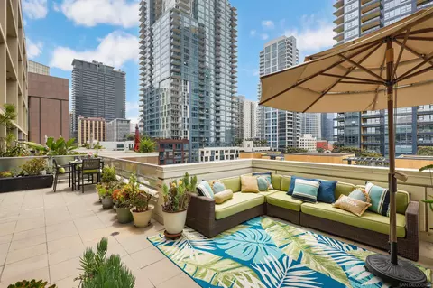 1431 Pacific Hwy #608, San Diego, CA 92101