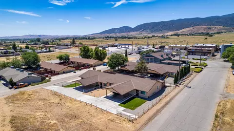 View/Area - 21120 Santa Maria Dr, Tehachapi, CA 93561 photo 1 of 2