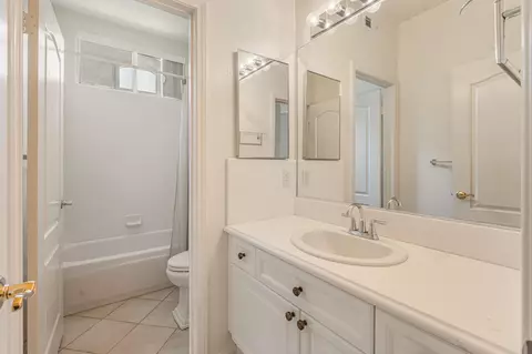 696 Calle Montera, Escondido, CA 92025 photo 13