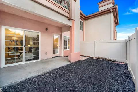 2707 Lake Pointe Dr #106, Spring Valley, CA 91977 photo 27