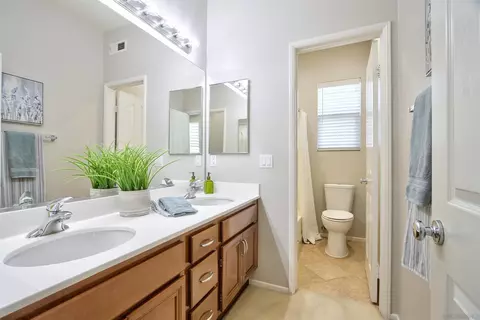 Bath - 11357 Vista Elevada, San Diego, CA 92131 photo 2 of 6