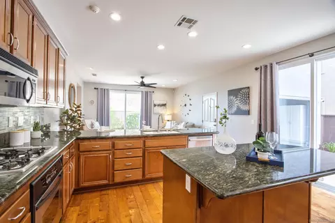 Kitchen - 11357 Vista Elevada, San Diego, CA 92131 photo 2 of 7