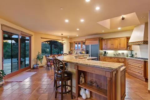 Kitchen - 6220 Juergens Vis, Alpine, CA 91901 photo 2 of 3