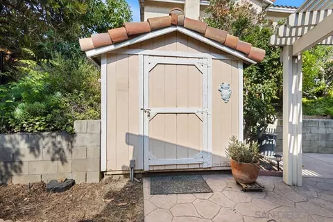 Exterior - 9802 Avenida Colino, Spring Valley, CA 91977 photo 9 of 9