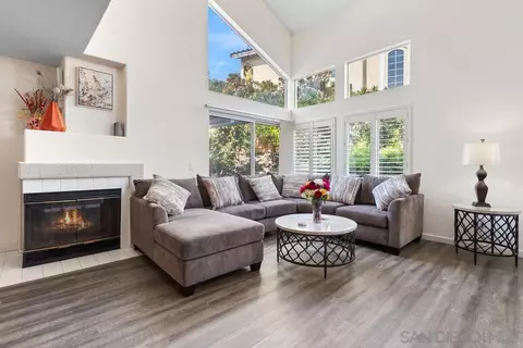 Living - 9802 Avenida Colino, Spring Valley, CA 91977 photo 1 of 2