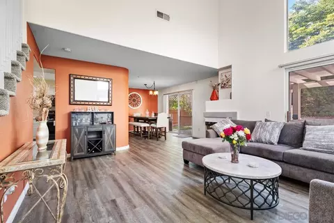 Living - 9802 Avenida Colino, Spring Valley, CA 91977 photo 2 of 2