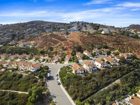 View/Area - 9802 Avenida Colino, Spring Valley, CA 91977 photo 2 of 4