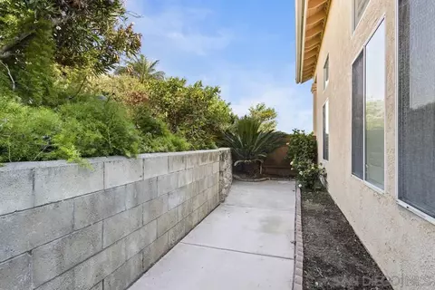 Exterior - 9802 Avenida Colino, Spring Valley, CA 91977 photo 4 of 9