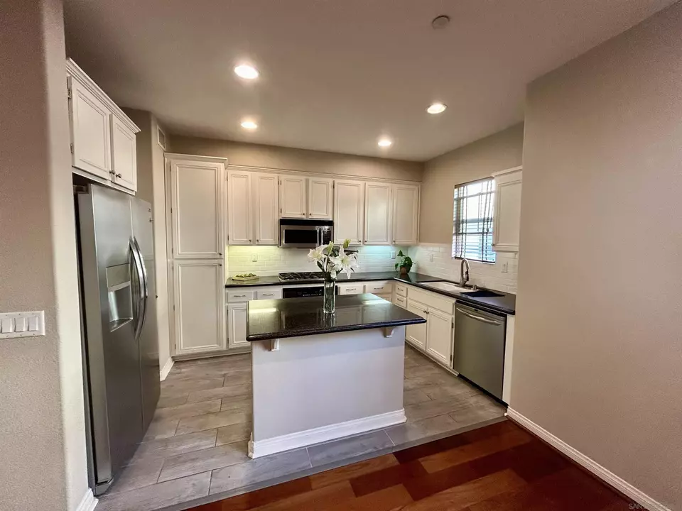 Kitchen - 2509 Escala Cir, San Diego, CA 92108 photo 3 of 5