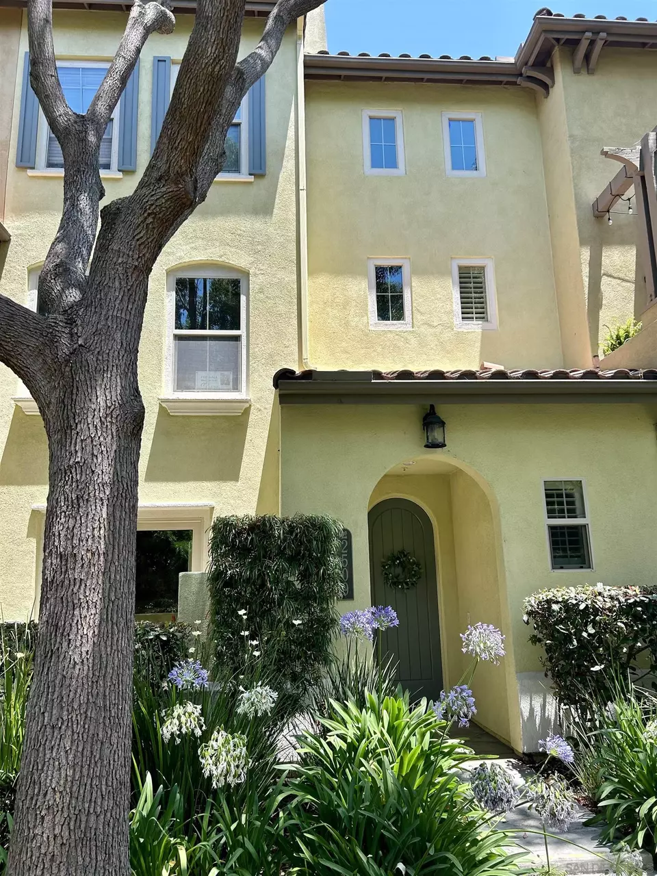 Exterior - 2509 Escala Cir, San Diego, CA 92108 photo 4 of 16