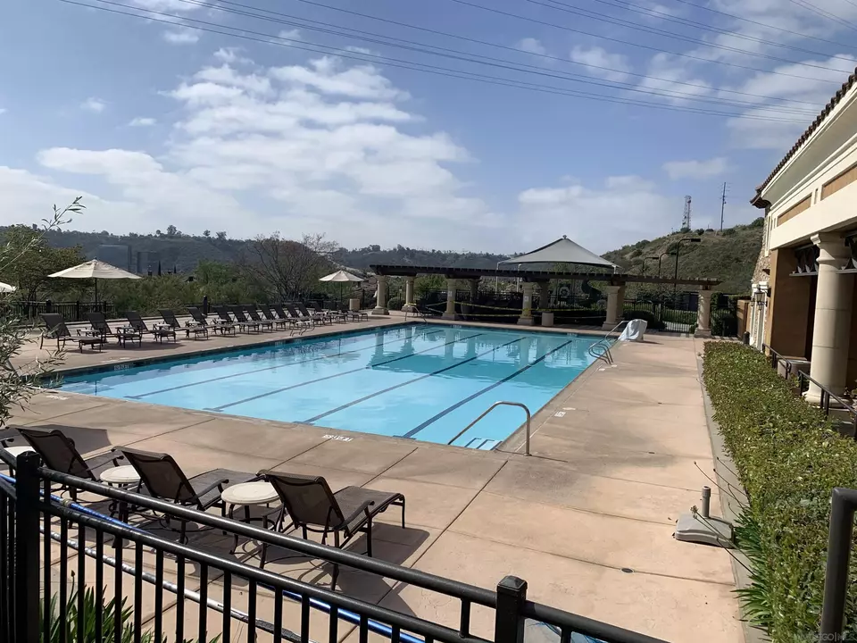 Exterior - 2509 Escala Cir, San Diego, CA 92108 photo 15 of 16