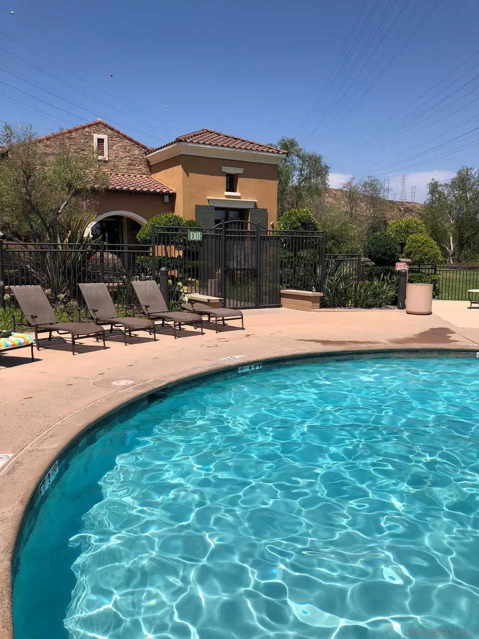 Exterior - 2509 Escala Cir, San Diego, CA 92108 photo 6 of 16