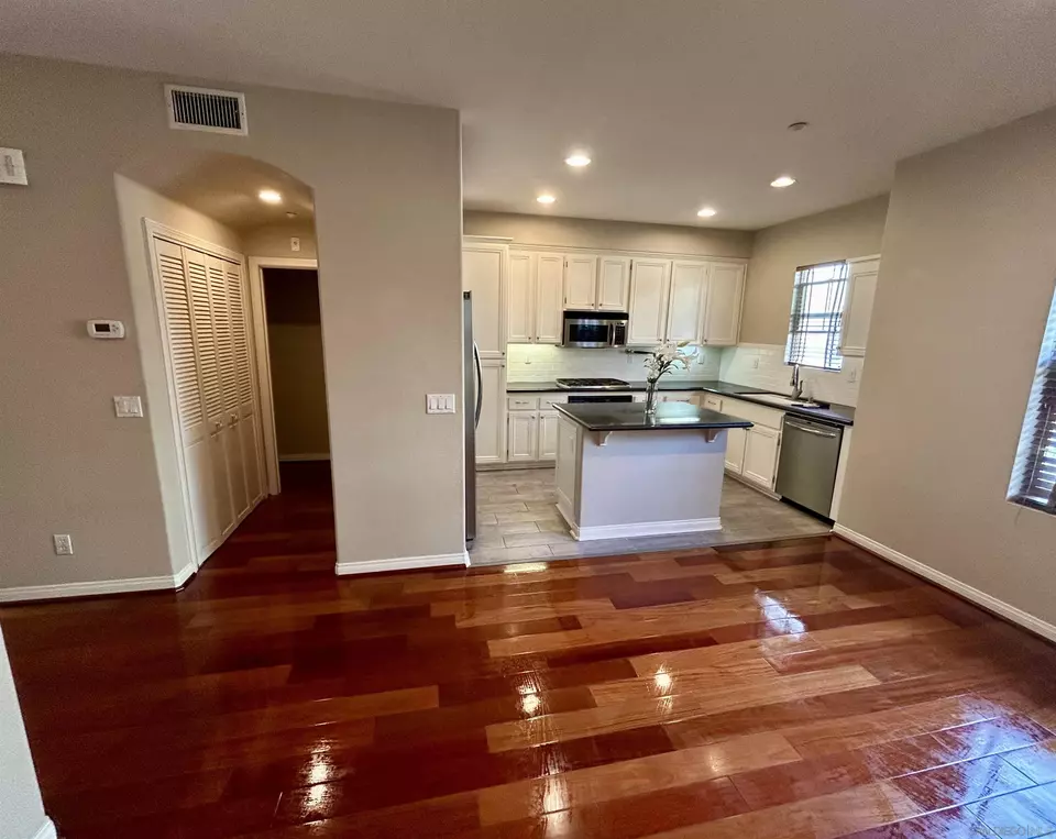 Living - 2509 Escala Cir, San Diego, CA 92108 photo 1 of 5