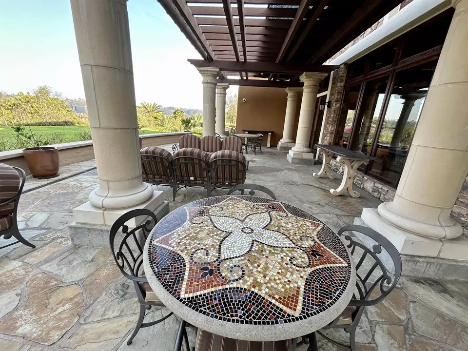 Exterior - 2509 Escala Cir, San Diego, CA 92108 photo 11 of 16