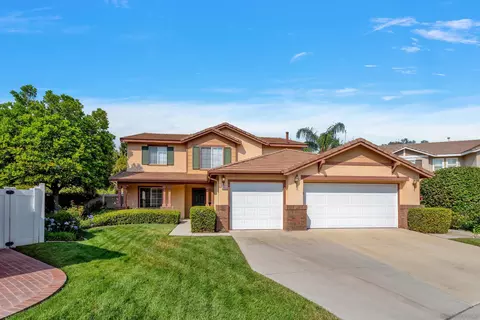 Exterior - 3080 Nightwind Cir, Corona, CA 92882 photo 3 of 17