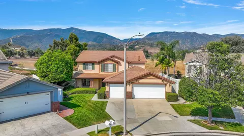 View/Area - 3080 Nightwind Cir, Corona, CA 92882 photo 1 of 9