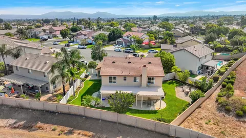 View/Area - 3080 Nightwind Cir, Corona, CA 92882 photo 6 of 9