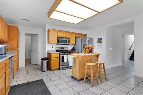 Kitchen - 3080 Nightwind Cir, Corona, CA 92882 photo 2 of 4