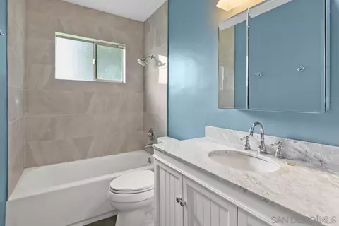 5990 Sagebrush, La Jolla, CA 92037 photo 18