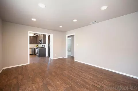 Living - 491 E Kimball Ave, Hemet, CA 92543 photo 4 of 7