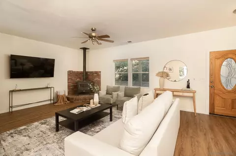 Living - 3606 Edgewood Dr, Julian, CA 92036 photo 1 of 2