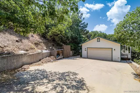 Exterior - 3606 Edgewood Dr, Julian, CA 92036 photo 2 of 21
