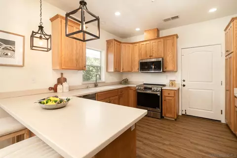 Kitchen - 3606 Edgewood Dr, Julian, CA 92036 photo 1 of 4