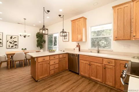 Kitchen - 3606 Edgewood Dr, Julian, CA 92036 photo 3 of 4