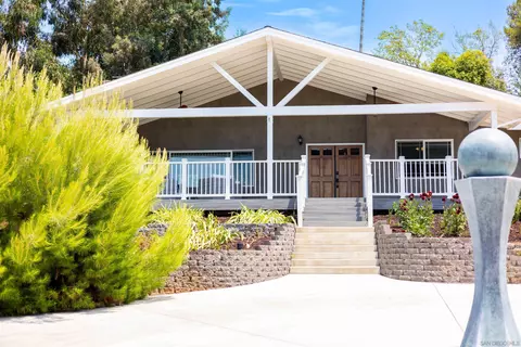 16355 Orchard Bend Rd, Poway, CA 92064 photo 2