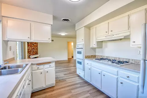 13307 La Venta Dr, Poway, CA 92064 photo 17