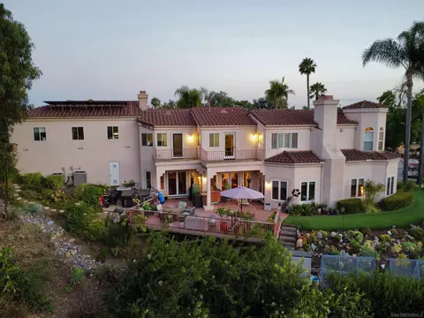 9798 Crimson Fire Ct, La Mesa, CA 91941 photo 4